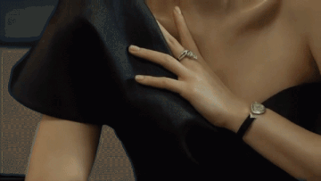 Song Hye Kyo thành đôi với trai trẻ kém 11 tuổi trong phim mới