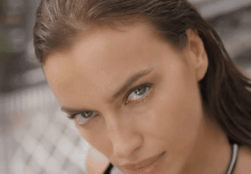 Mỹ nhân Nga Irina Shayk thân thiện với tình cũ sau 2 năm chia tay 