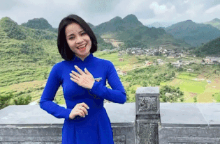 Tuổi trẻ Huyện đoàn Đồng Văn, tỉnh Hà Giang rộn ràng hát &apos;Sứ mệnh thanh niên&apos;