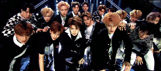 NCT 127 bị tố đạo nhái poster sau &apos;phốt&apos; của Lucas (NCT), SM &apos;khủng hoảng&apos; thật sự