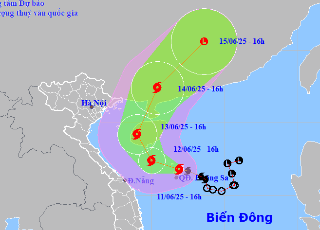 Mưa bão rất bất thường ở miền Trung, huy động 500.000 người ứng phó ảnh 2