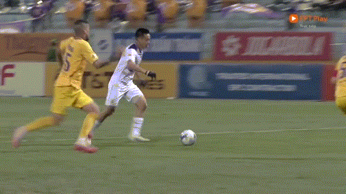 HIGHLIGHTS Hà Nội FC 3-0 SLNA: Đẳng cấp của Văn Quyết, Joao Pedro và sự vụng về của Passira