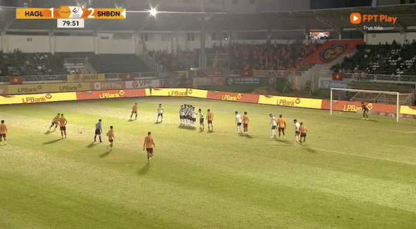 HIGHLIGHTS HAGL vs SHB Đà Nẵng: Minh Vương góp siêu phẩm, Pleiku mở tiệc bàn thắng