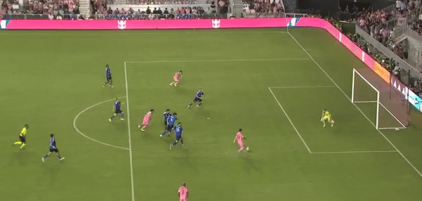 Messi toả sáng giúp Inter Miami chấm dứt chuỗi trận sa sút 