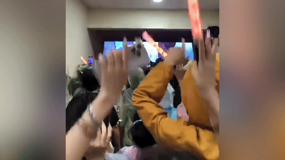 Cảnh tượng chưa từng thấy ở sân Mỹ Đình