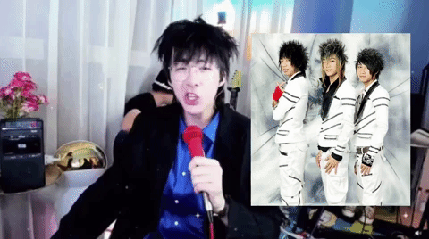Sao nam Trung Quốc bất ngờ hát hit của HKT trên livestream 30 triệu người xem