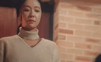 Bộ phim bị chỉ trích vì cảnh mẹ ruột làm nhục, đấm vào mặt con gái