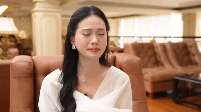 Người đẹp Đoàn Thị Diệu Huyền: 'Cả nhà cùng khóc khi tôi vào chung kết Hoa hậu Việt Nam'