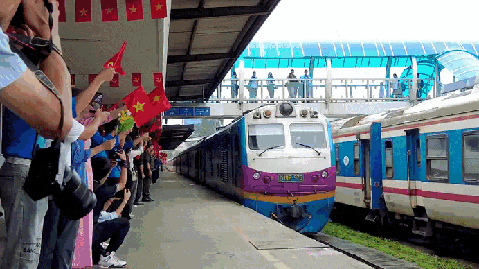 Hơn 500 CSCĐ từ TPHCM ra Hà Nội tập luyện diễu binh Lễ kỷ niệm 80 năm Quốc khánh