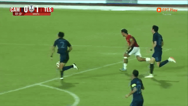 HIGHLIGHTS Campuchia 2-1 Timor Leste: Pha &apos;solo&apos; đẳng cấp