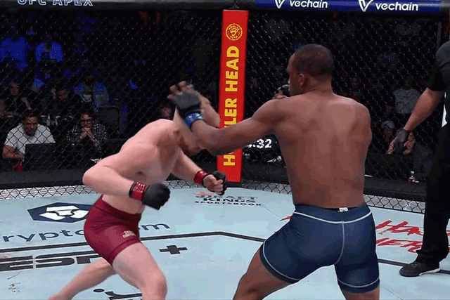 Bo Nickal hạ knock-out Donovan Beard.