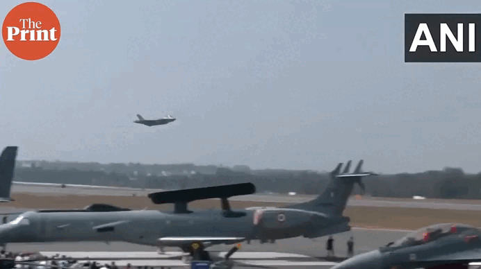 Máy bay tàng hình F-35 của Mỹ &apos;chạm trán&apos; Su-57 của Nga tại Ấn Độ