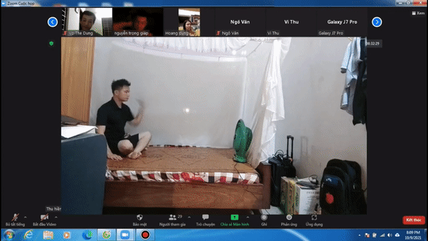 Dạy online nhưng không ngăn được sự &quot;bá đạo&quot; của thầy cô, bảo sao học trò thích mê!