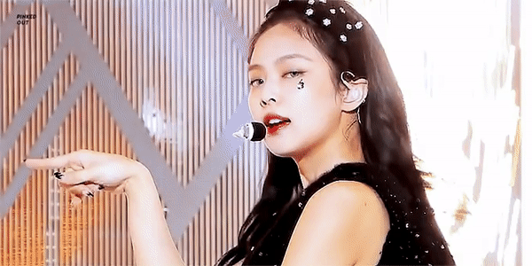 Vừa chia tay mái tóc “Dương Qua đại hiệp”, Jennie thăng hạng nhan sắc trở lại ảnh 3