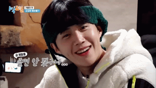 &quot;Tổ trưởng má lúm&quot; Kim Seon Ho: Còn thở còn &quot;tấu hài&quot;, công ty ngăn cản nhưng đành bất lực