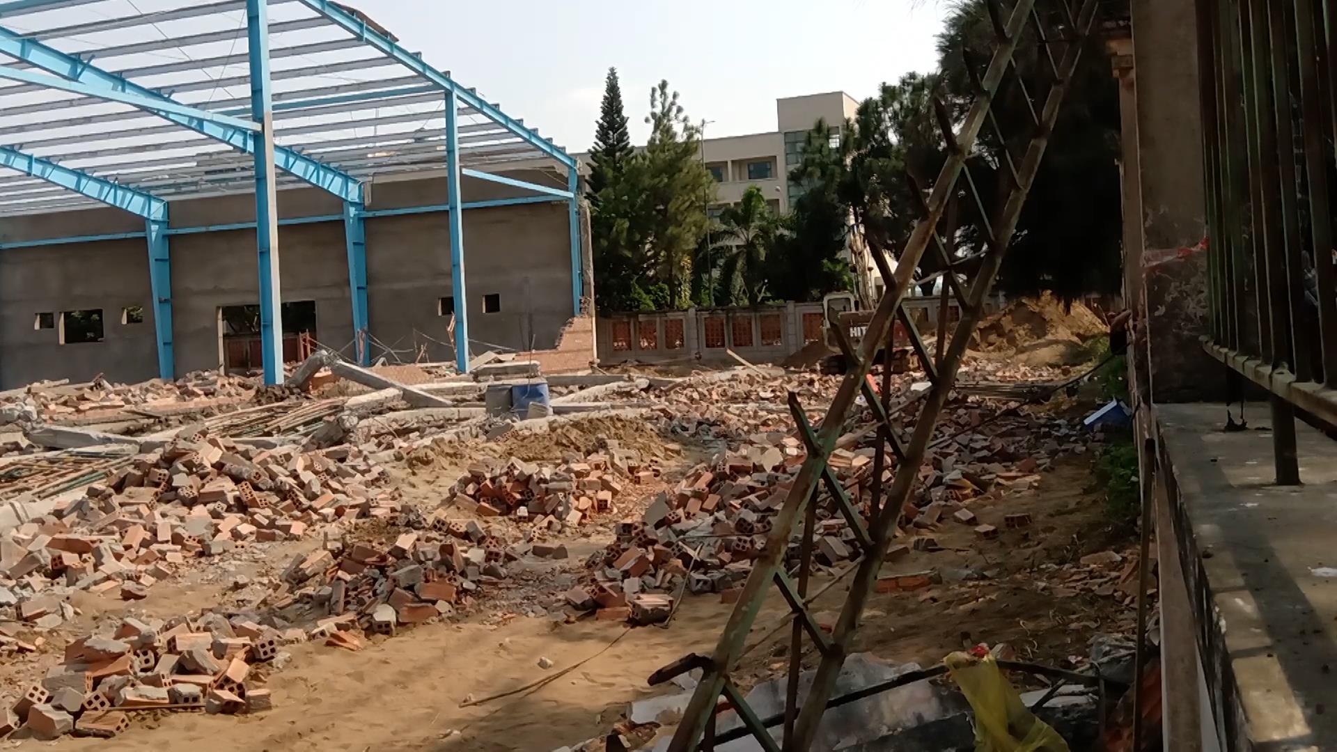 Chuẩn bị khởi tố vụ án sập tường làm 6 người chết ở Vĩnh Long