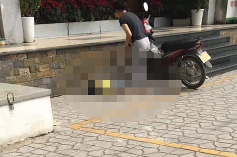 Bé trai rơi từ tầng cao chung cư khu Linh Đàm tử vong