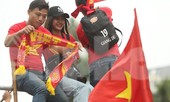 'Vị khách lạ' người Thái Lan trong đoàn CĐV Việt Nam