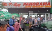 Du khách chen chân 'check in' ở Panorama Mã Pì Lèng giữa ồn ào sai phạm