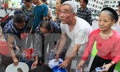 Khủng hoảng nước sạch tại Hà Nội: Khổ như 'thời bao cấp'