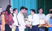 Đối phó tin xấu, độc bằng cách ‘lấy cái đẹp dẹp cái xấu’