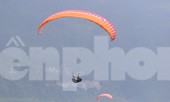 Những cánh dù bay trên biển mây Hồng Thái, Tuyên Quang