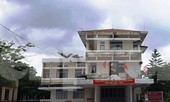 ĐH Nghệ thuật Huế cắt hợp đồng giảng viên: Cầm ‘sổ đỏ’ không ‘cứu’ nổi NLĐ