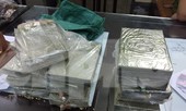 Cựu giáo viên bị bắt quả tang khi vận chuyển 15 bánh heroin