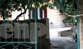 Tạm giữ hình sự người bố dùng thanh sắt đánh 2 con nguy kịch