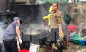 'Lò mổ' nhếch nhác, mất vệ sinh bùng phát ở chợ đầu mối Hà Nội