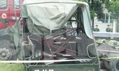 Container đâm văng thùng xe biển đỏ ở Bình Dương, 7 người thương vong