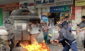 Rực lửa hoá vàng ngày tiễn Táo quân về trời