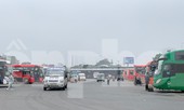 Người dân dùng phương tiện cá nhân về quê, bến xe Hà Nội vắng khách