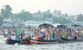 Chợ nổi Cái Răng-Cần Thơ tấp nập khách du lịch ngày đầu năm