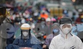 Cửa ngõ Sài Gòn kẹt cứng trong cơn mưa sáng đầu tuần