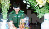 Cha mất, người lính biên phòng lập bàn thờ vọng trên chốt chống dịch