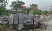 Xe tải và xe con đấu đầu trên quốc lộ, 3 người bị thương