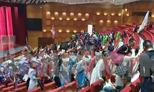 VIDEO: 'Mục sở thị' sự kiện 'chui' cho người Trung Quốc ở cung cá heo Quảng Ninh