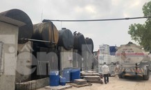 Tận thấy nơi chứa dầu thải đổ vào nguồn nước sạch sông Đà
