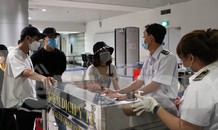 Người từ vùng dịch ở Hàn Quốc về nói gì khi bị cách ly 14 ngày?