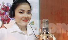 Nữ thượng úy Phòng không - Không quân hát 'COVID-19 đi đu đưa đi parody'