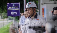 Hà Nội sẽ chuyển hướng làm sạch sông Tô Lịch
