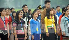 Thanh niên dân tộc thiểu số xuất sắc báo công, viếng lăng Bác