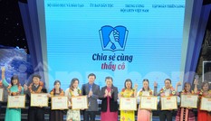Tuyên dương 63 giáo viên 'gieo chữ trên mây, ươm chữ trên núi'