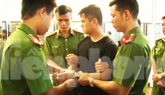 Bác sĩ bị tố đánh đập, hiếp dâm nhân viên đã giam giữ nạn nhân thế nào?