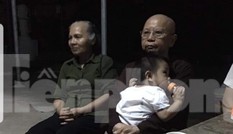 Lại thêm một cháu bé bị mẹ bỏ ở cổng chùa tại Nam Định