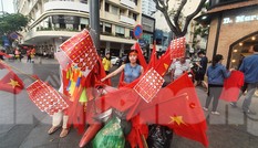 Người Sài Gòn đổ xô ra đường cổ vũ đội bóng đá U22 Việt Nam