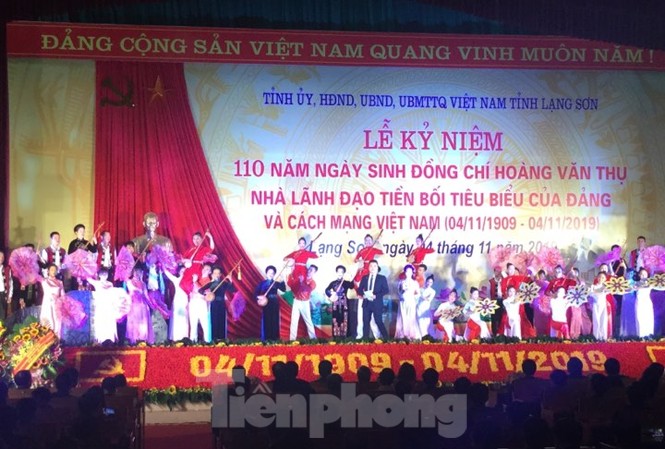 Kỷ niệm 110 năm ngày sinh đồng chí Hoàng Văn Thụ Vang mãi bài ca cách mạng Hoàng Văn Thụ .Ảnh: Duy Chiến