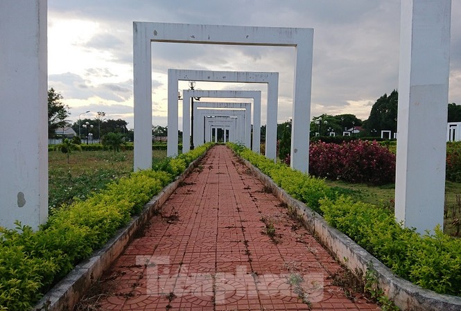 Chủ đầu tư nói gì vụ “Công viên đội vốn 'tiền tỷ' vừa nghiệm thu đã hỏng“? Công viên Sơn La có nhiều hạng mục đã hư hỏng