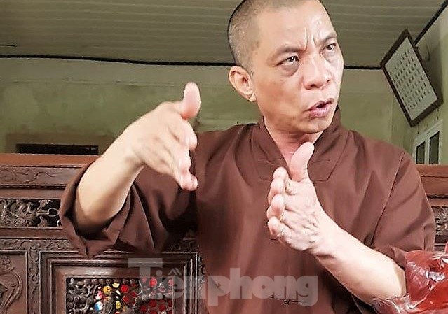 Chính quyền lên tiếng vụ sư trụ trì dọa thả chó cắn 'nát mặt' phật tử Chính quyền lên tiếng vụ sư trụ trì dọa thả chó cắn 'nát mặt' phật tử